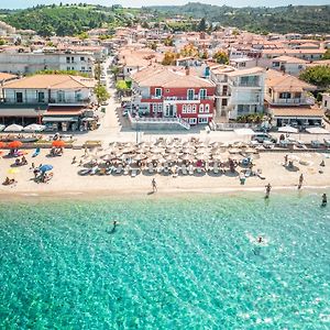 Summer Beach Hotel